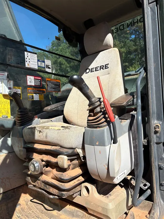 2019 John Deere 300G LC Excavator