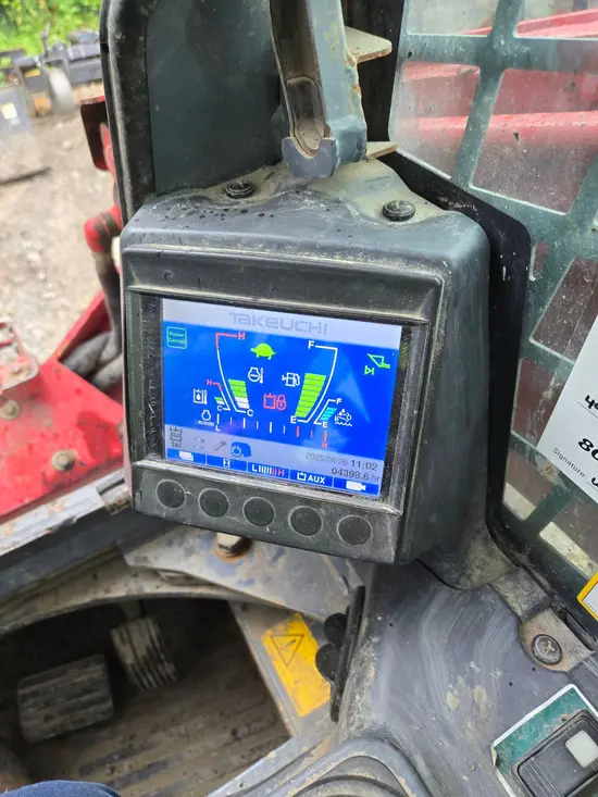 2018 Takeuchi TL12R2-CR Track Loader
