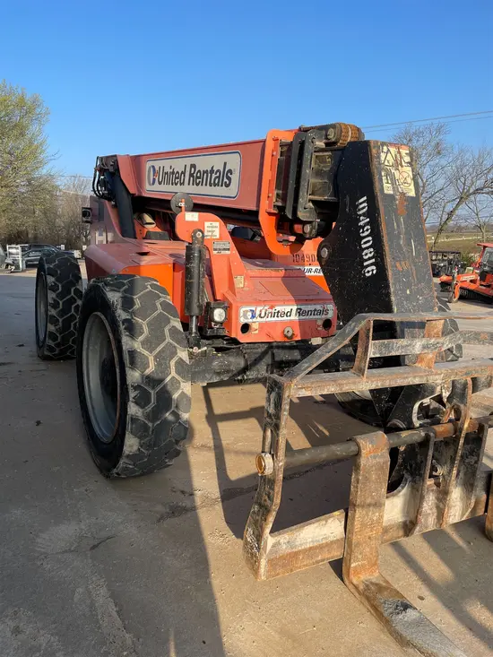 2016 SKYTRAK 8042 Forklift