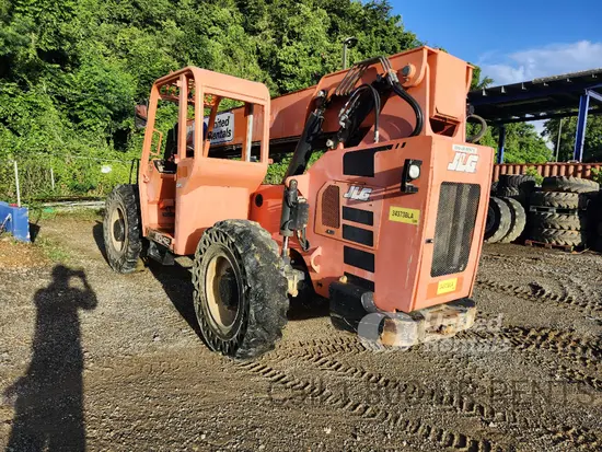 2016 SKYTRAK 6042 Forklift