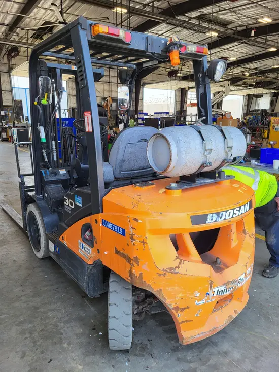 2019 Doosan G30P-7DF Warehouse Forklift