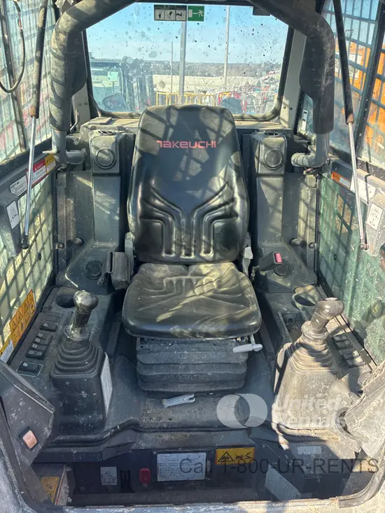 2018 Takeuchi TL12R2-CR Track Loader