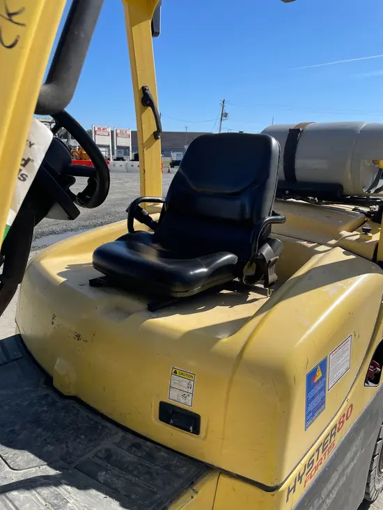 2016 HYSTER H80FT Warehouse Forklift