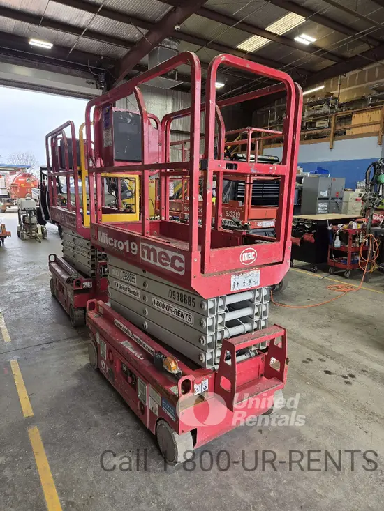 2019 MEC MICRO 19 Scissor Lift