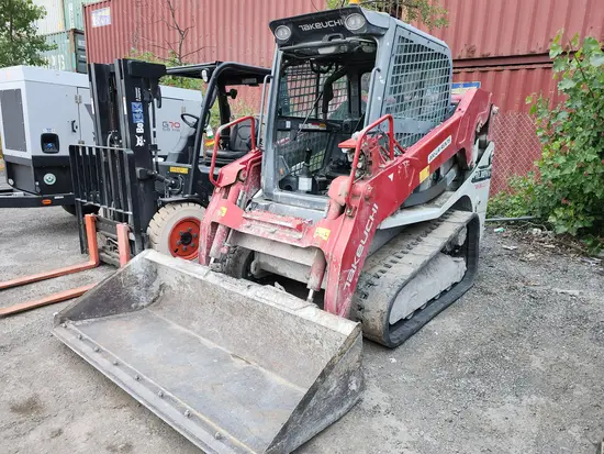 2021 Takeuchi TL10V2-CR Track Loader