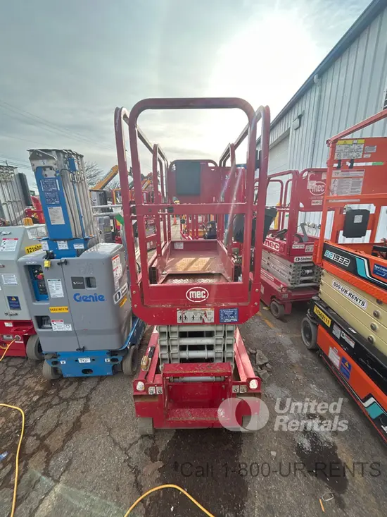 2018 MEC MICRO 19 Scissor Lift