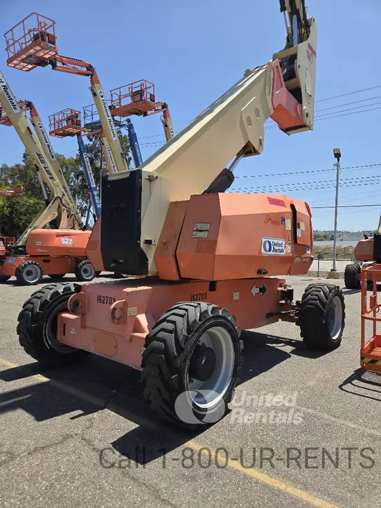 2016 JLG 800AJ Articulating Boom Lift