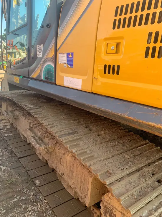 2020 Kobelco SK210LC-10 Excavator