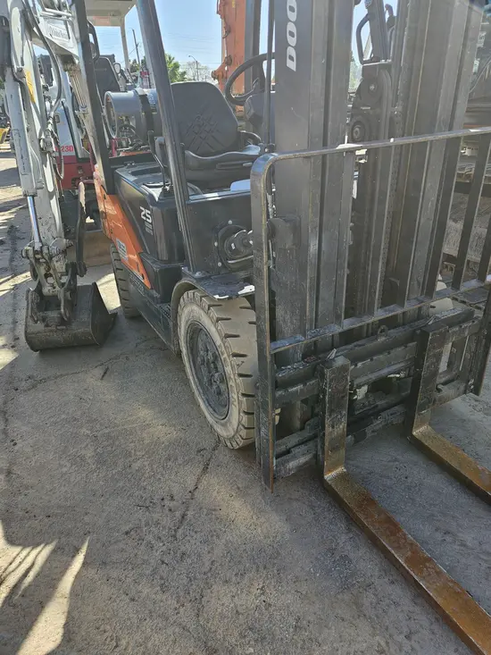2022 Doosan G25P-7DF Warehouse Forklift