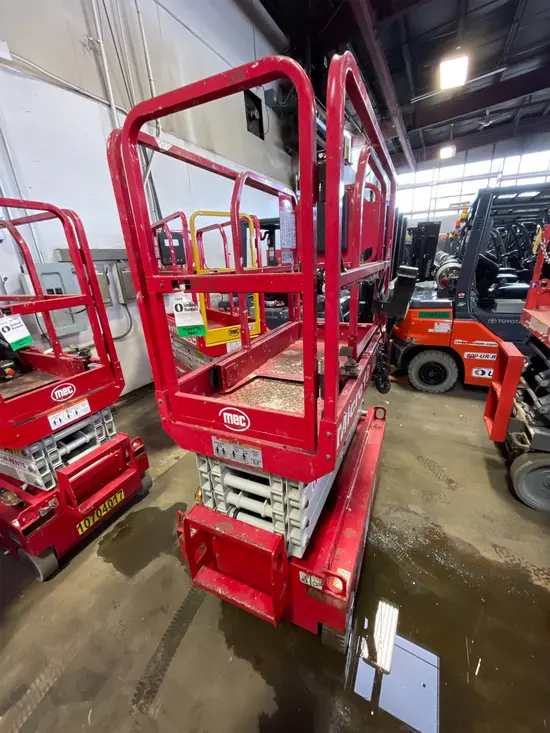2018 MEC MICRO 19 Scissor Lift
