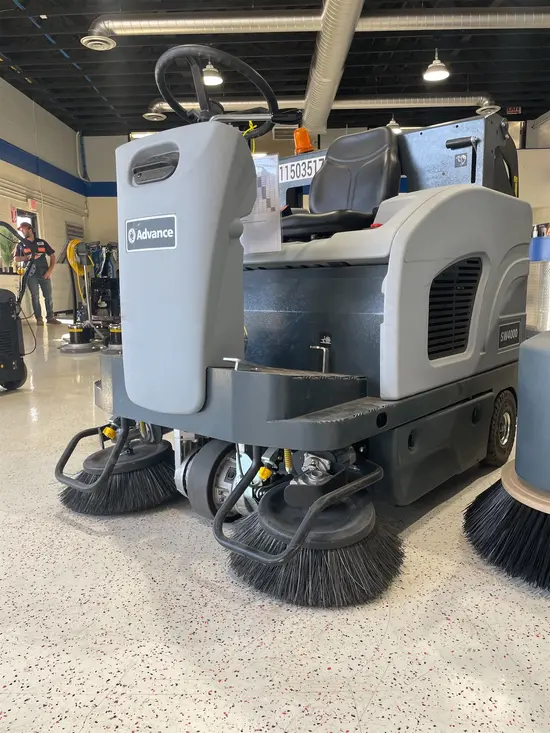 2022 Clarke SW4000 49 Sweeper