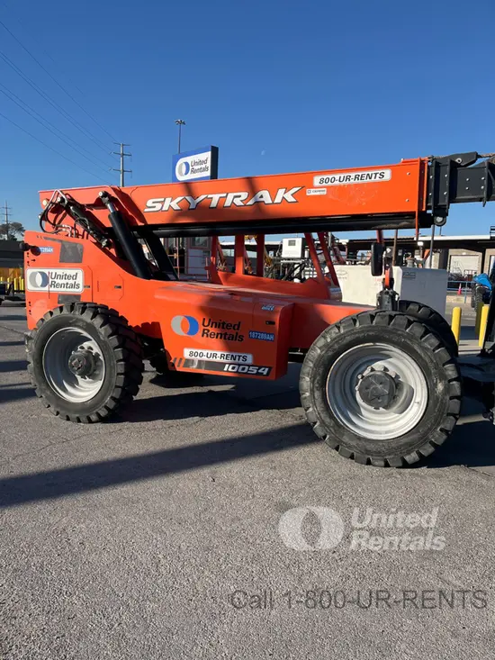 2017 SKYTRAK 10054 Forklift