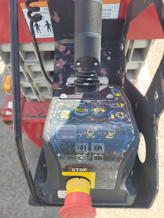 2018 MEC MICRO 19 Scissor Lift