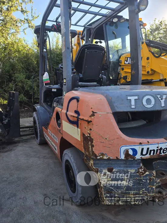 2018 Toyota 8FDU30 Warehouse Forklift