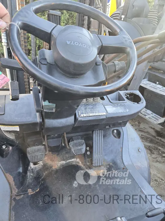 2018 Toyota 8FDU30 Warehouse Forklift
