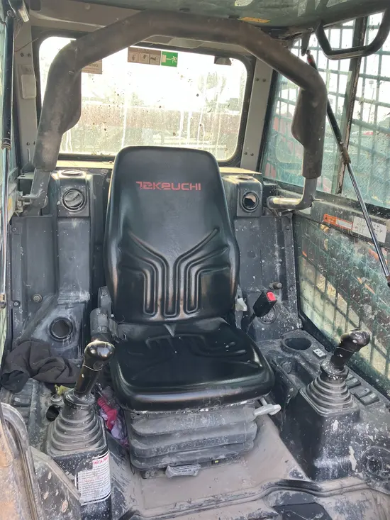 2021 Takeuchi TL10V2-CR Track Loader