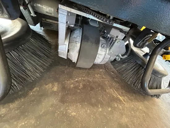2022 Clarke SW4000 49 Sweeper