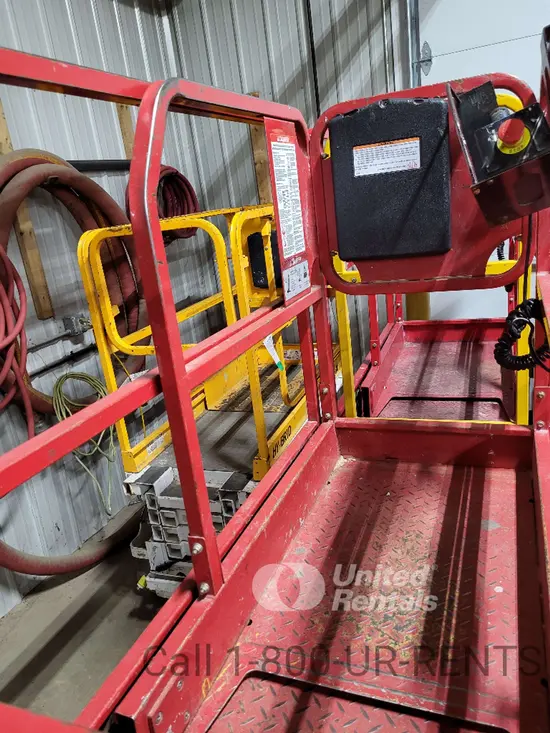 2020 MEC MICRO 19 Scissor Lift