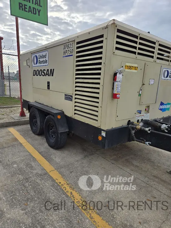 2020 Doosan XP825/HP750WCU Air Compressor