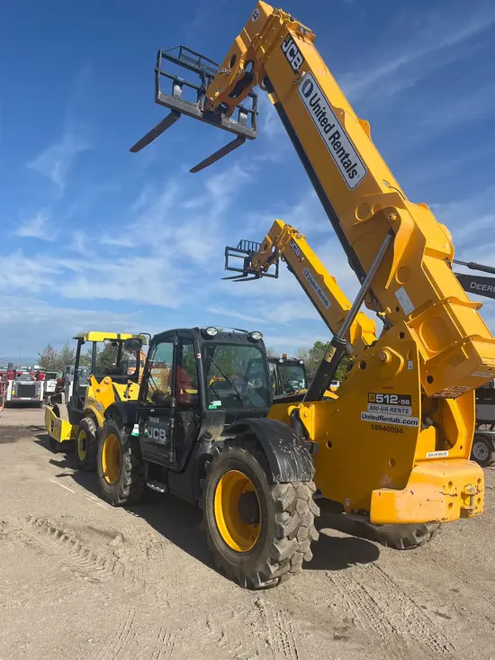 2019 JCB 512-56 Forklift