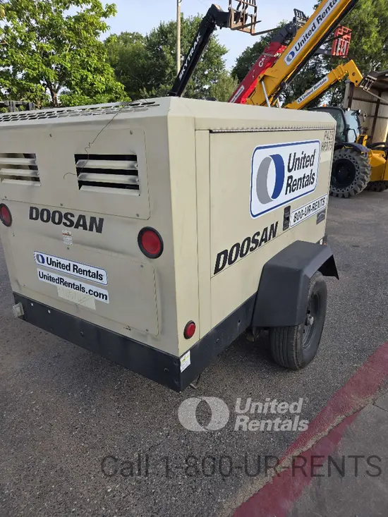 2020 Doosan P425/HP375WCUT4 Air Compressor