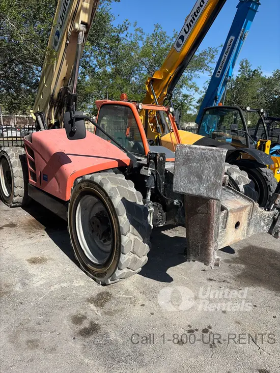 2019 JLG 1055 Forklift