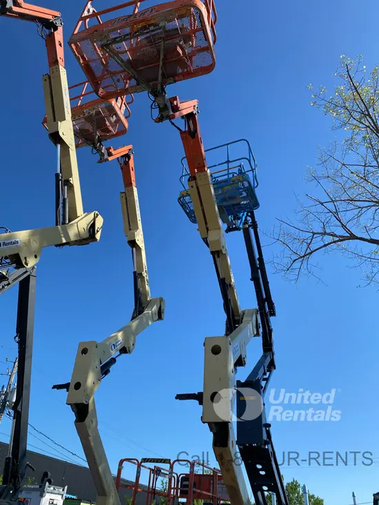 2017 JLG E450AJ Articulating Boom Lift