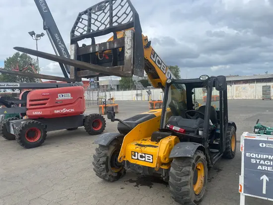 2017 JCB 525-60 Forklift