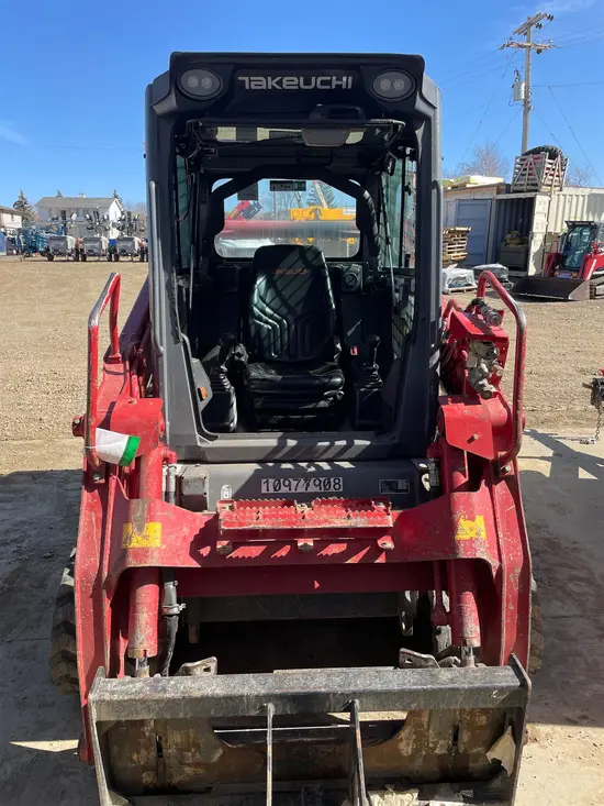 2019 Takeuchi TL10V2-CR Track Loader