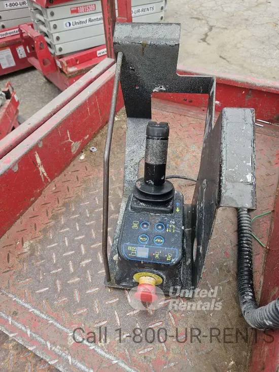 2019 MEC MICRO 19 Scissor Lift