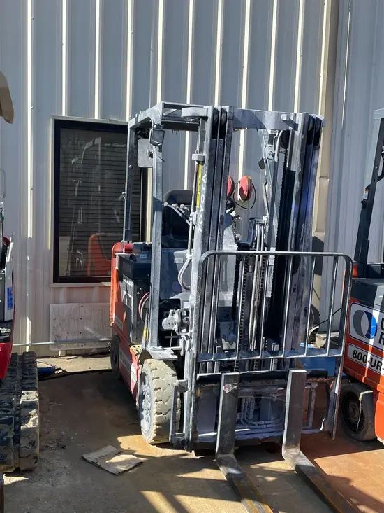 2018 Toyota 8FBCU25 Warehouse Forklift