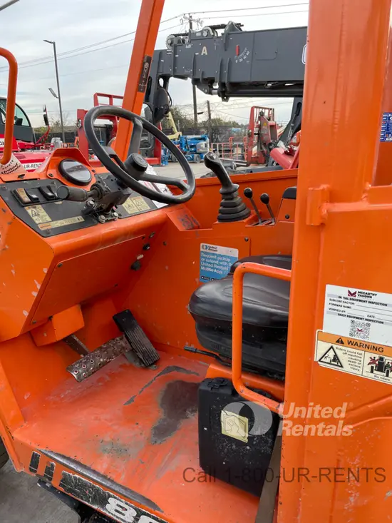 2017 SKYTRAK 8042 Forklift