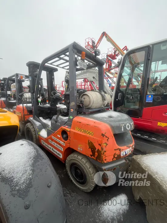 2019 Toyota 8FGU30 Warehouse Forklift