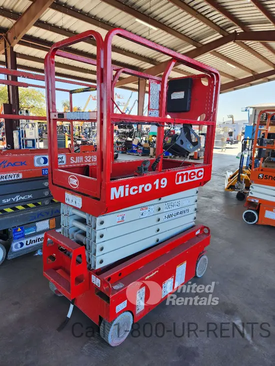 2017 MEC MICRO 19 Scissor Lift