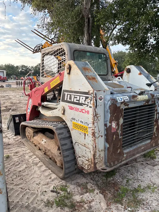 2019 Takeuchi TL12R2-R Track Loader