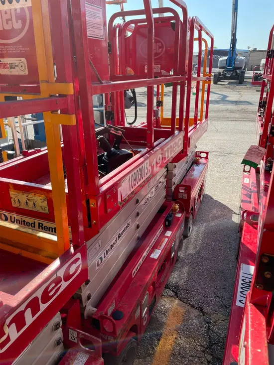 2019 MEC MICRO 19 Scissor Lift