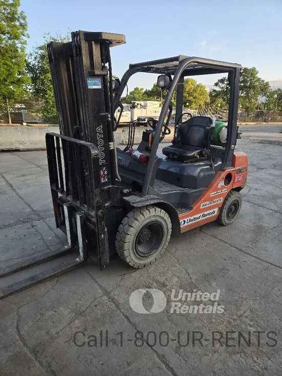 2018 Toyota 8FGU25 Warehouse Forklift