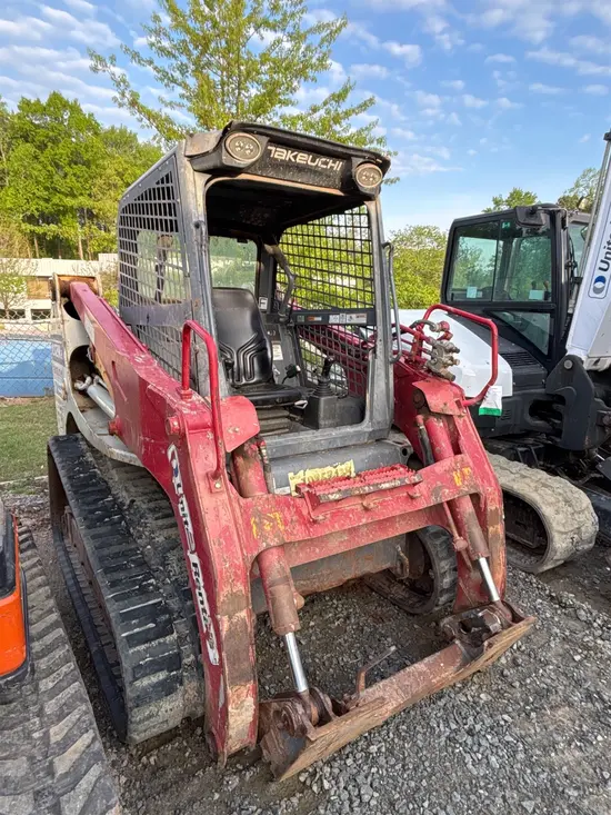 2018 Takeuchi TL12R2-R Track Loader