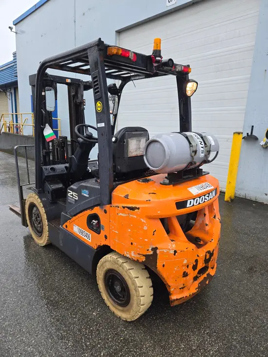 2019 Doosan G25P-7DF Warehouse Forklift