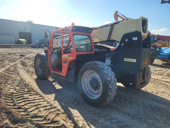 2019 JLG 742 Forklift