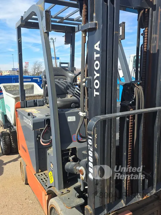 2013 Toyota 8FBCU20 Warehouse Forklift