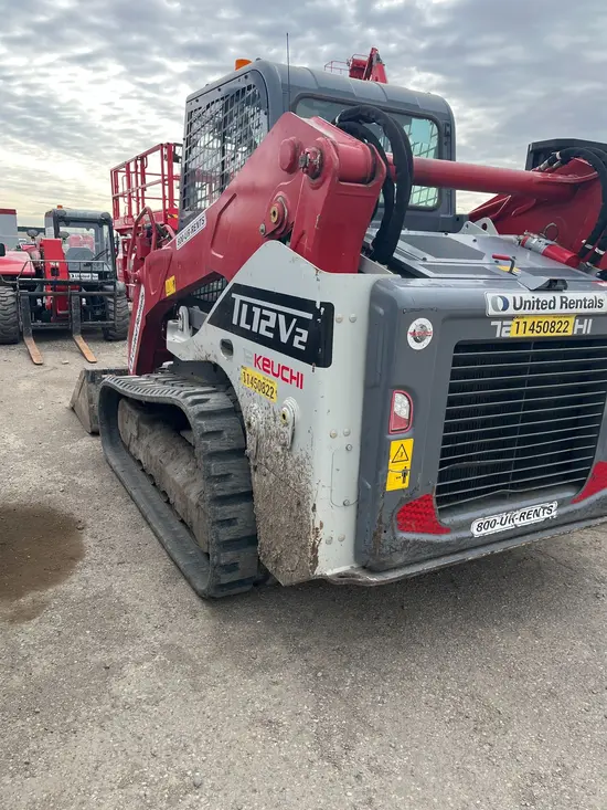 2022 Takeuchi TL12V2-CR Track Loader