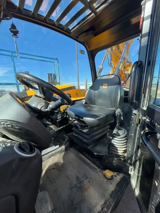 2021 JCB 509-42 Forklift