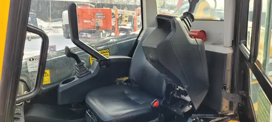 2020 JCB 3TS-8T Track Loader