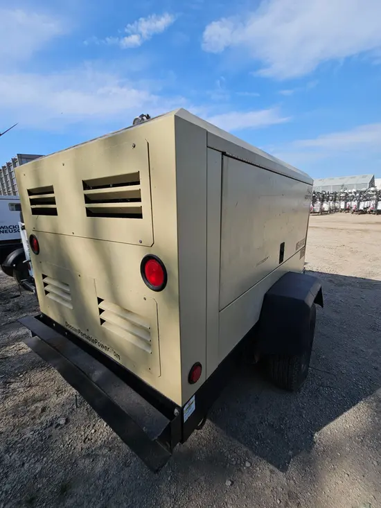 2016 Doosan P425HP375WCUT4I Air Compressor