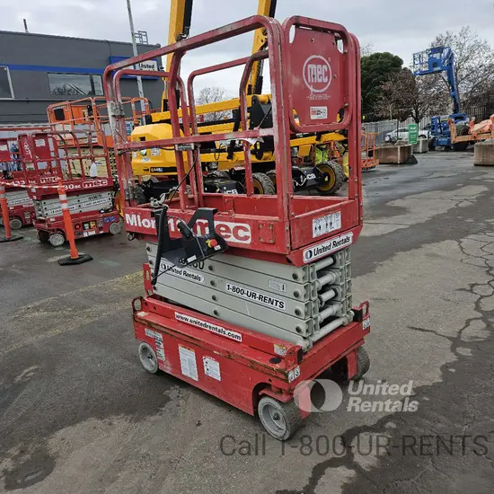 2019 MEC MICRO 19 Scissor Lift