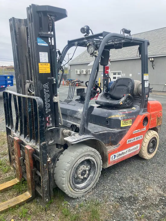 2019 Toyota 8FDU30 Warehouse Forklift
