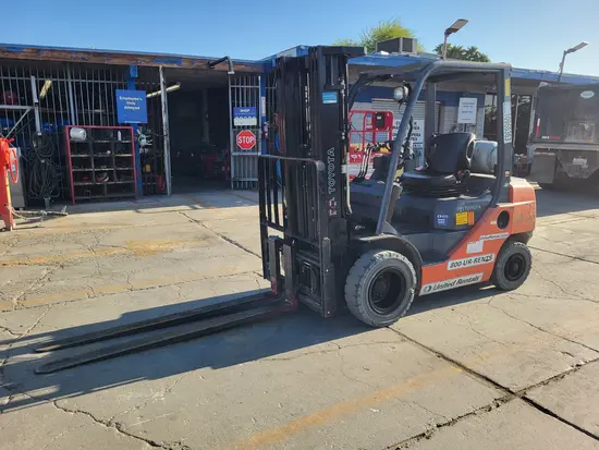 2019 Toyota 8FGU25 Warehouse Forklift