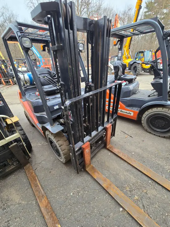 2019 Toyota 8FGU25 Warehouse Forklift