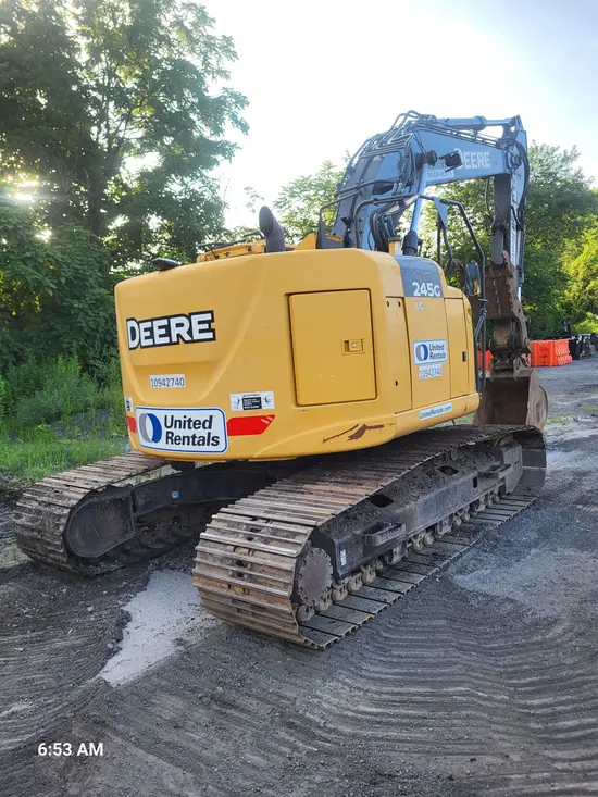 2019 John Deere 245G LC Excavator